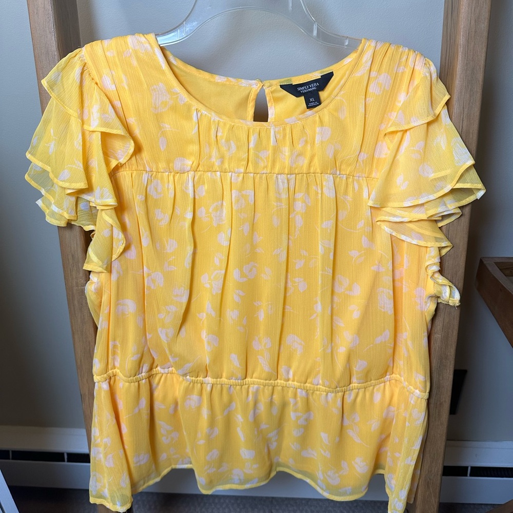 Simply Vera Women’s Summer Blouse EUC